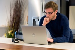 Laptop Dell Core i3 cũ giá rẻ cho khối văn phòng