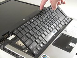 Từ phím thường thay bàn phím laptop có đèn led được không