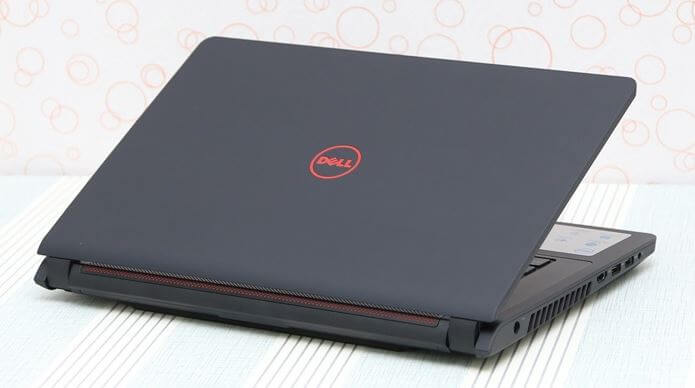 laptop gaming Dell Inspiron 7447