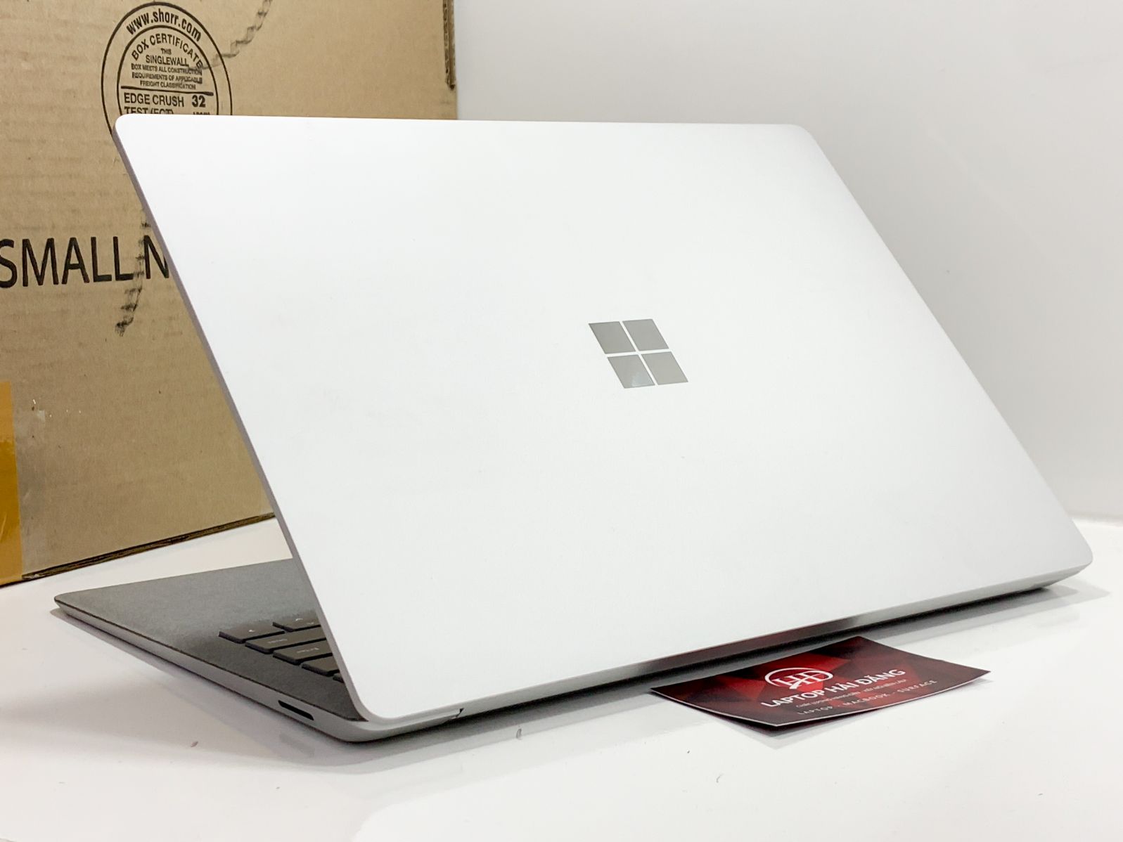 surface laptop 2 i7